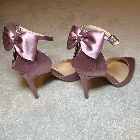 Jessica Simpson Mauve Heels - Picture 5 of 5